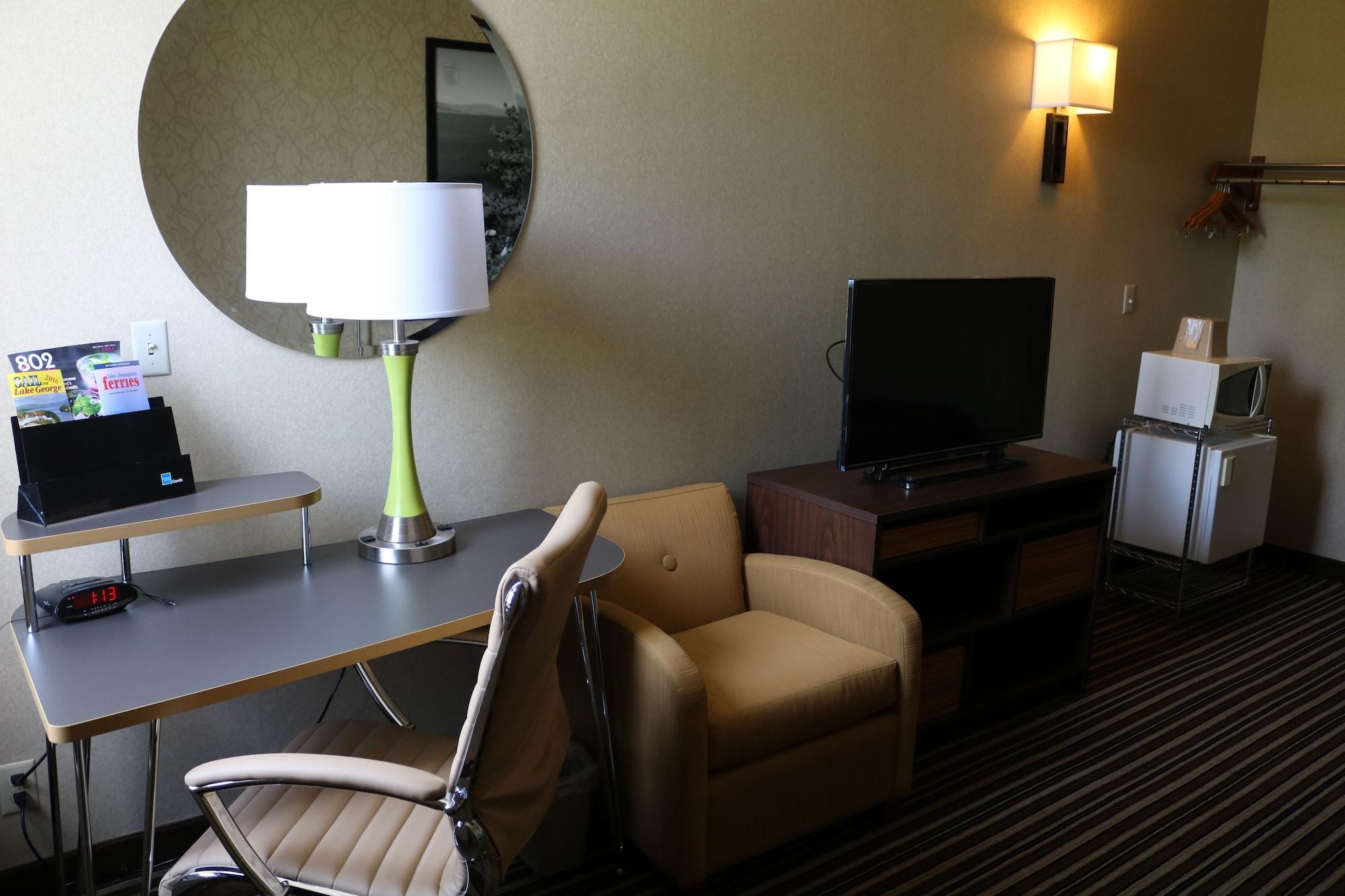 Super 8 By Wyndham Plattsburgh Hotel Buitenkant foto