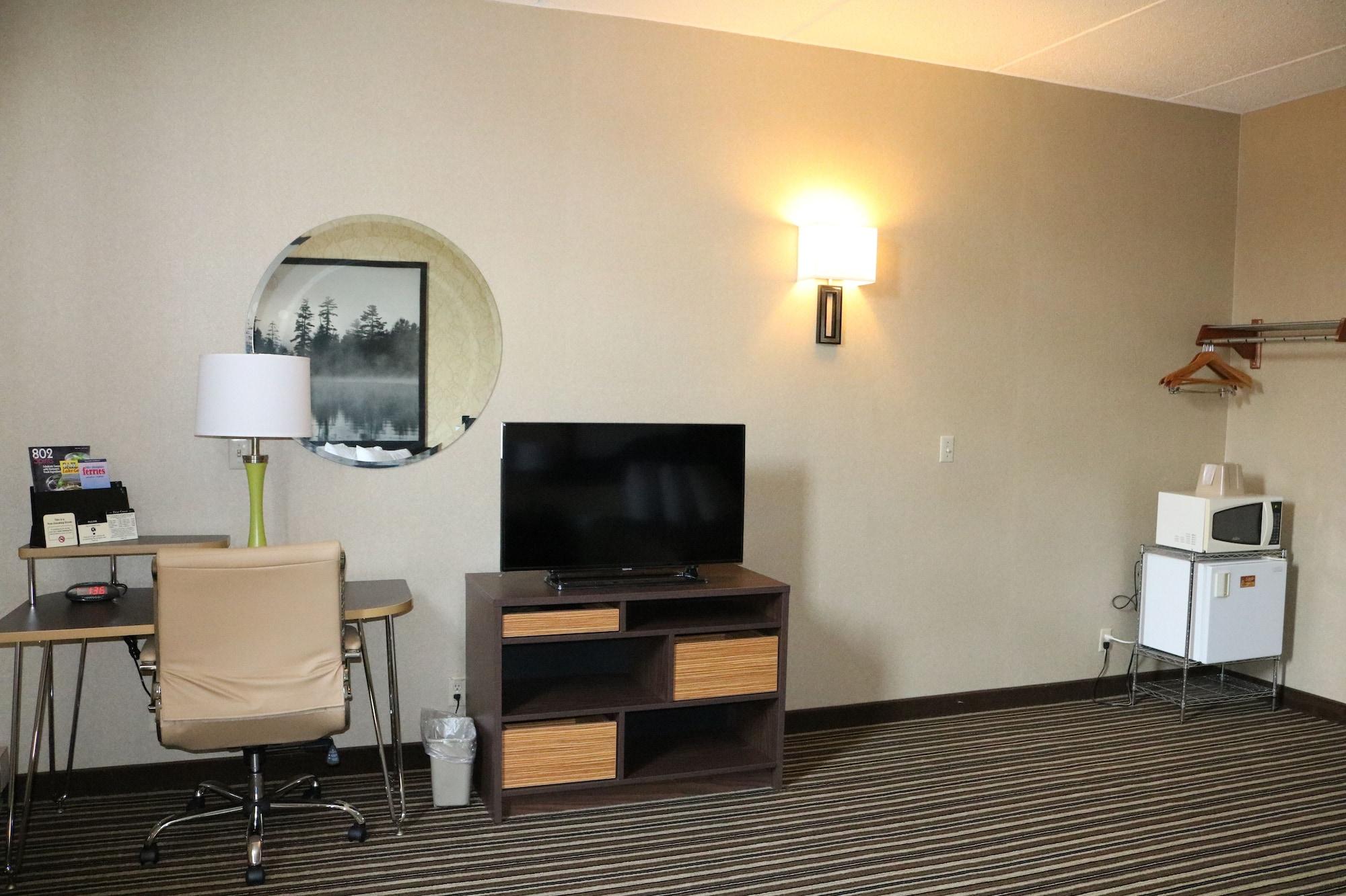 Super 8 By Wyndham Plattsburgh Hotel Buitenkant foto